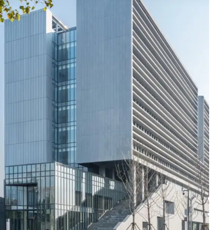 武漢工程大學(xué)4