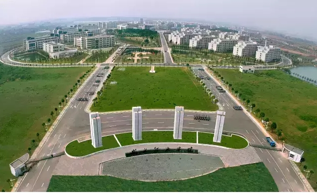 湖北經(jīng)濟學院1