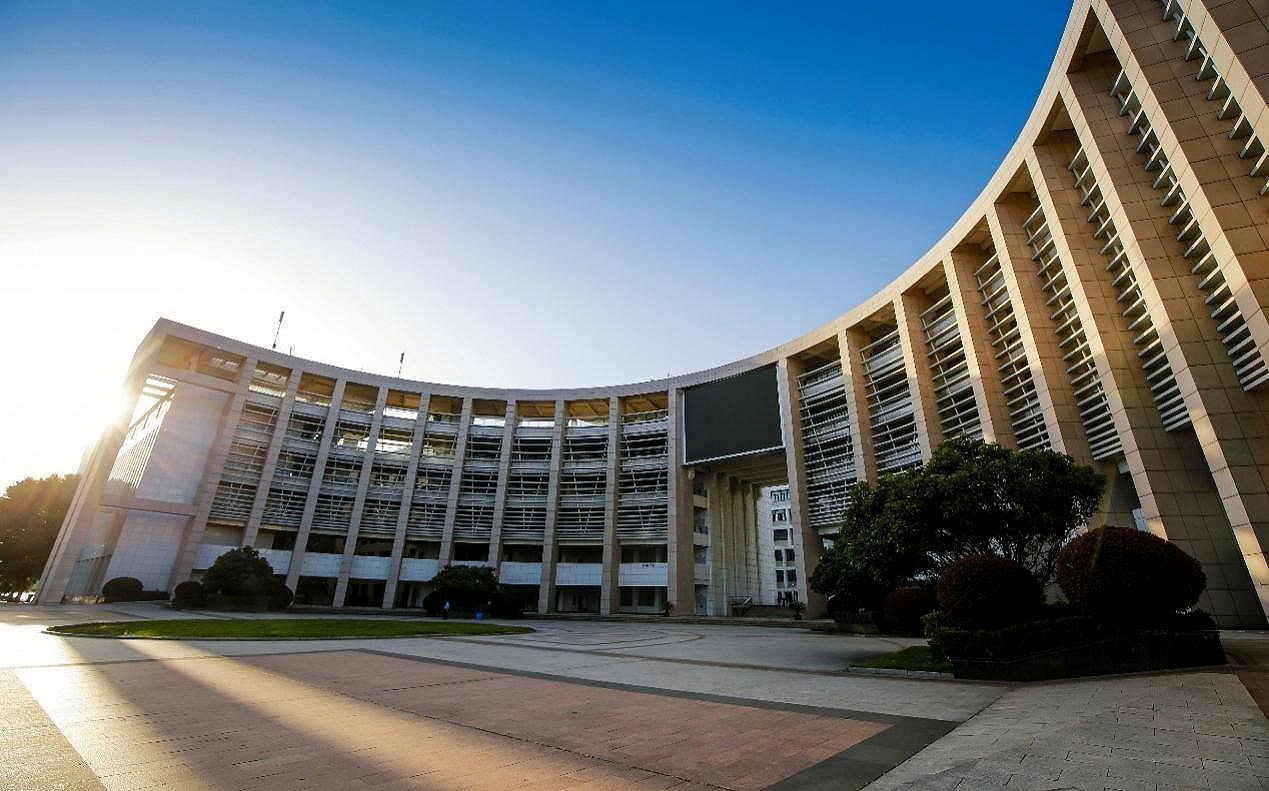 武漢理工大學(xué)成人高考網(wǎng)上報(bào)名